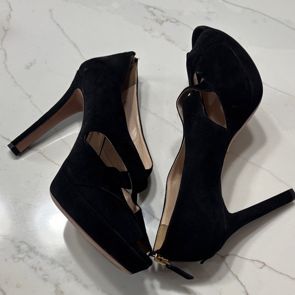 Prada Black Suede Heels with Gold Zipper - Picture 12 of 17